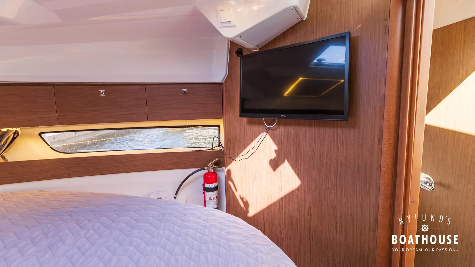 Jeanneau Merry Fisher 895 Cruiser - Image 36