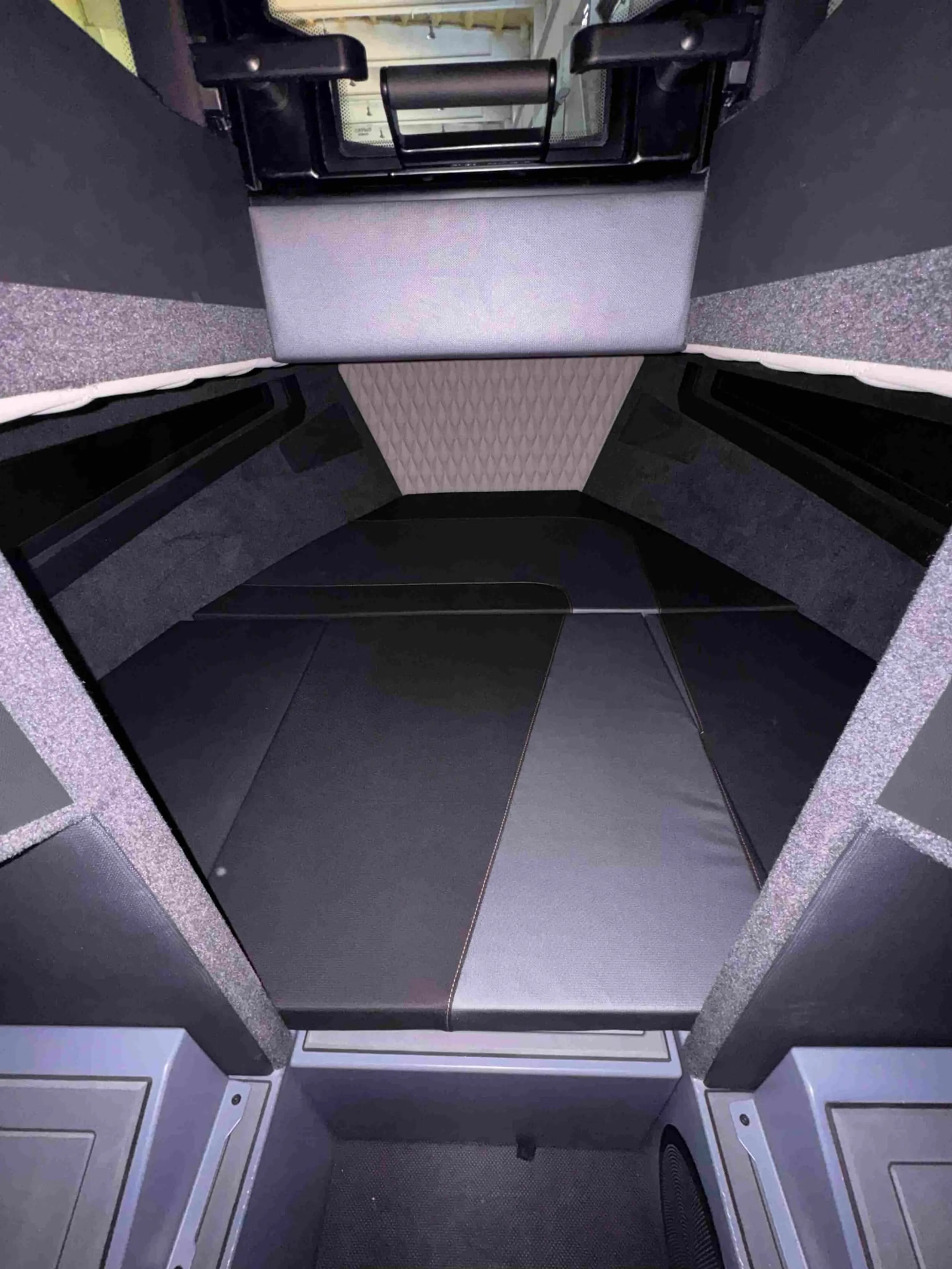 Jaktar J-30 - Image 14