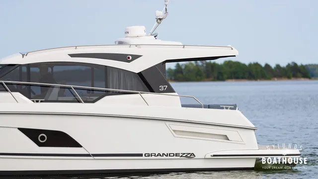 Grandezza 37 CA — Cruising