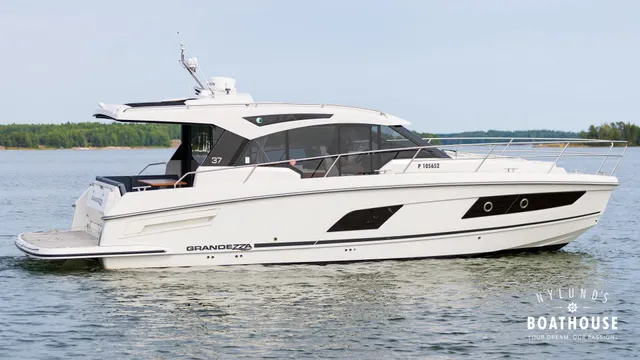 Grandezza 37 CA — Merellä