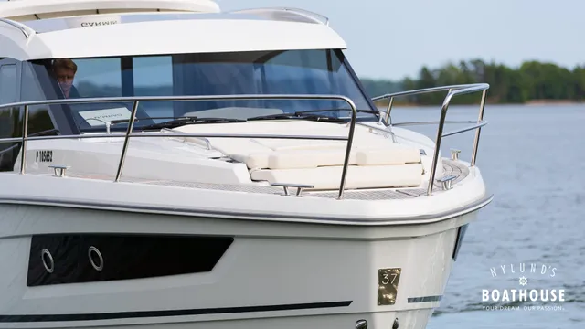 Grandezza 37 CA — Merellä