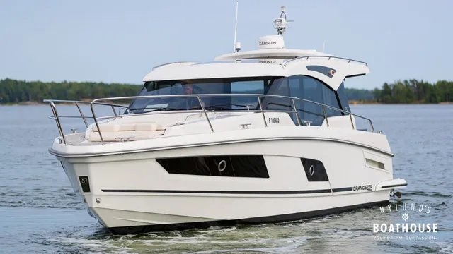 Grandezza 37 CA — Cruising