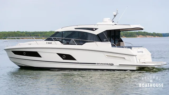 Grandezza 37 CA — Cruising