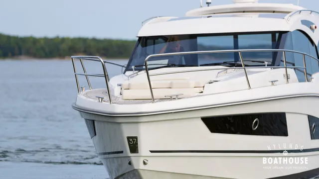 Grandezza 37 CA — Cruising