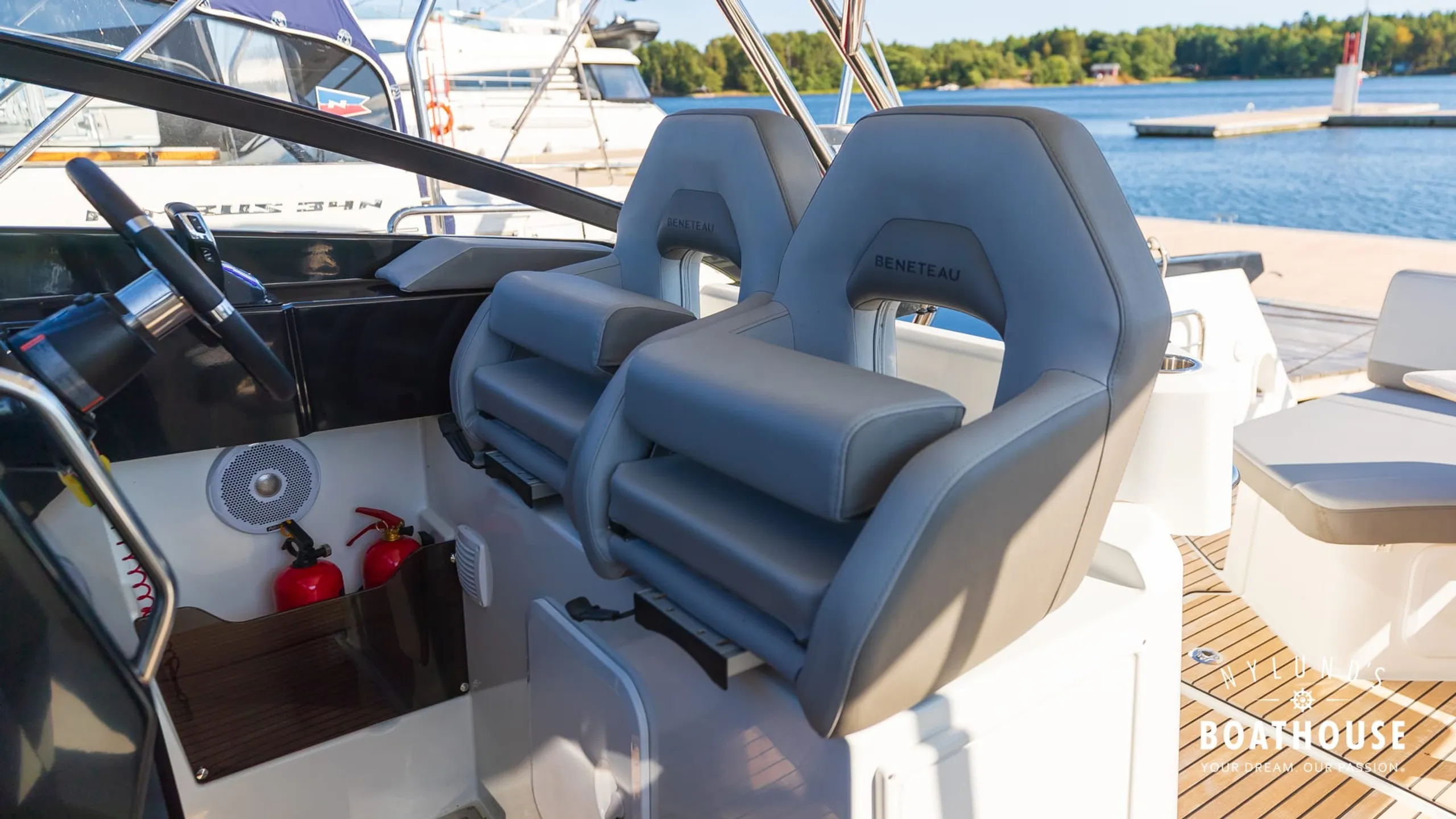 Beneteau Flyer 10 - Image 53