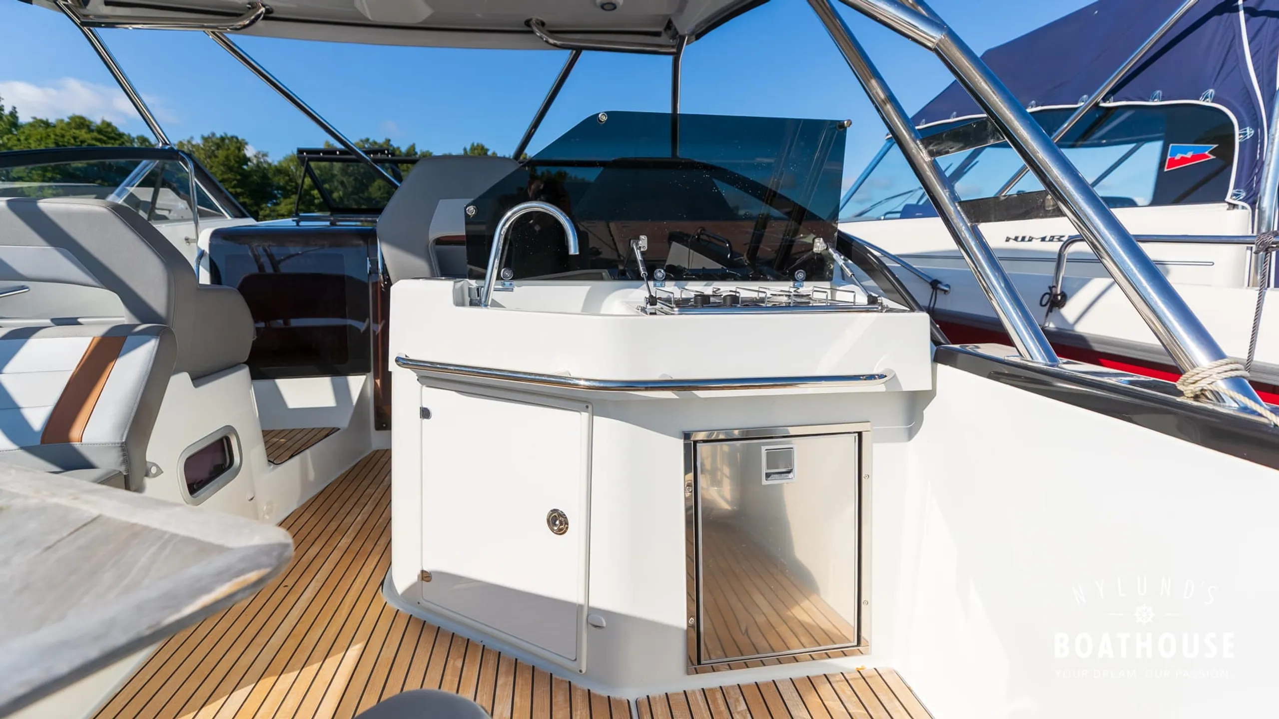 Beneteau Flyer 10 - Image 33