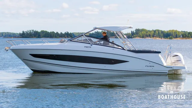 Beneteau Flyer 10 — Merellä
