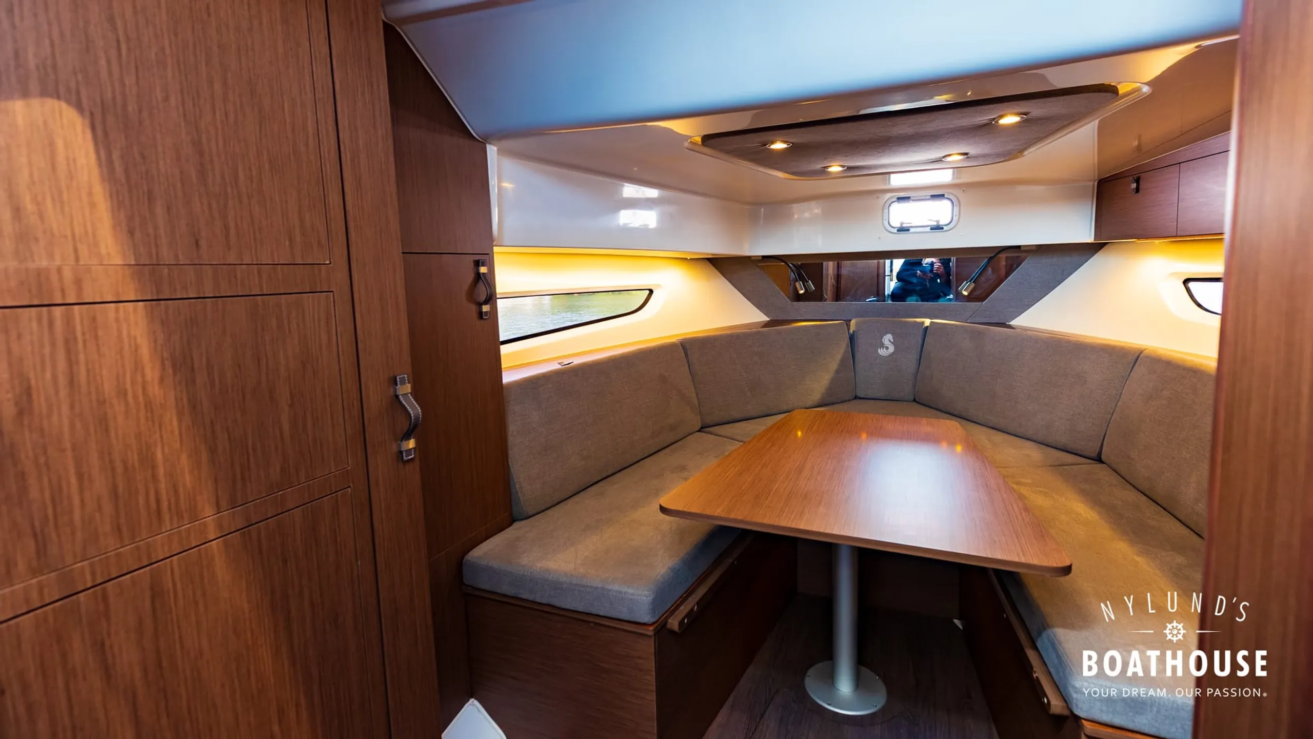 Beneteau Flyer 10 - Image 79
