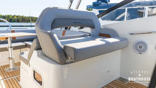 Beneteau Flyer 10