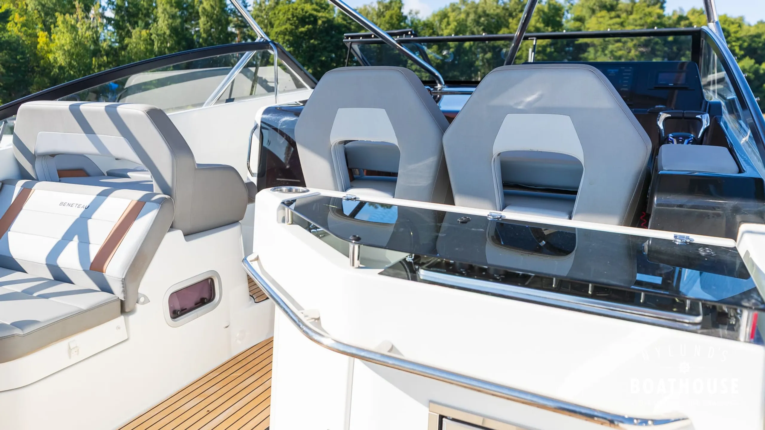 Beneteau Flyer 10 - Image 35
