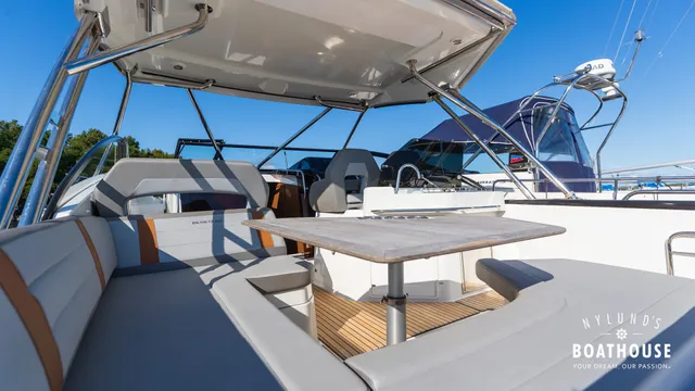 Beneteau Flyer 10 — Ulkopuoli