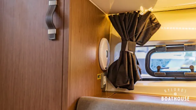 Beneteau Flyer 10 — Sisätilat