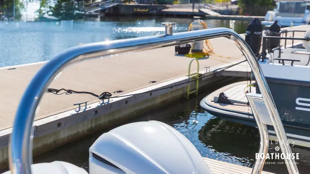 Beneteau Flyer 10 — Ulkopuoli