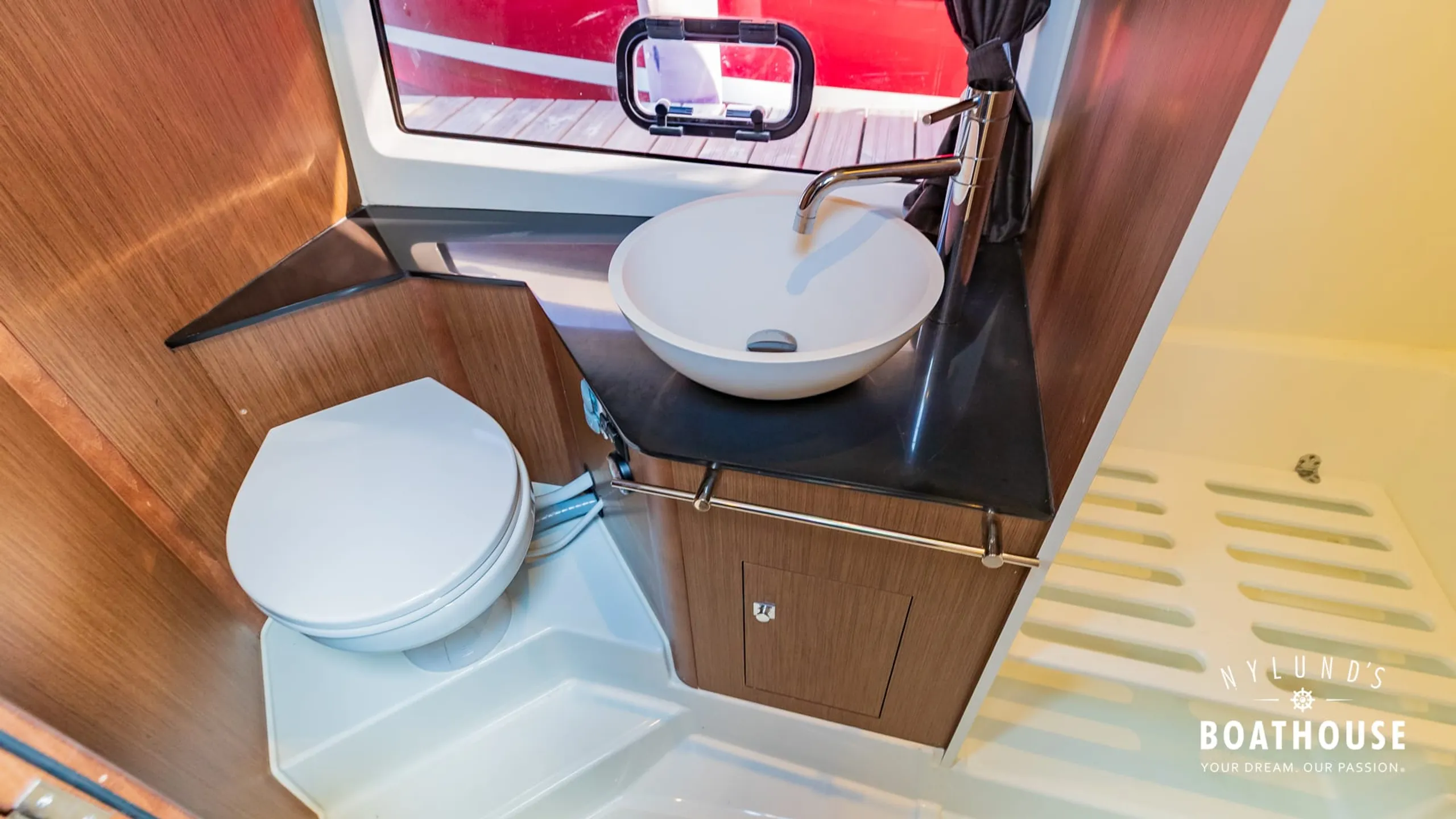 Beneteau Flyer 10 - Image 87