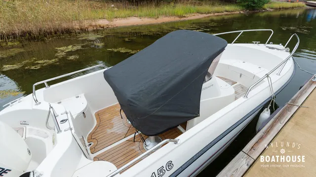 Micore 570 CC — Ulkopuoli