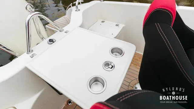 Micore 570 CC — Ulkopuoli