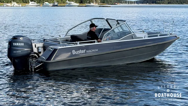 Buster Magnum — Merellä