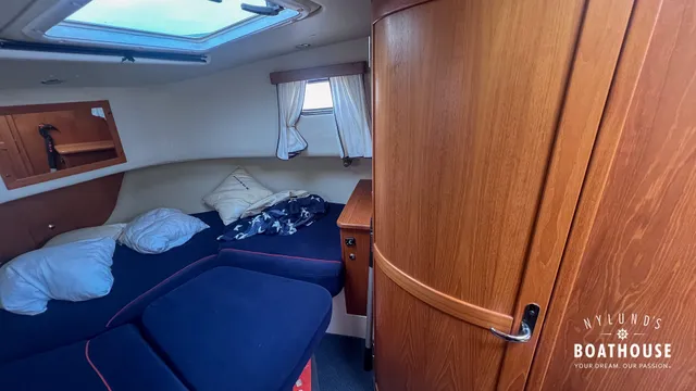 Nimbus 300 R — Interior
