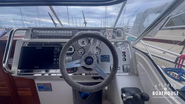 Nimbus 300 R