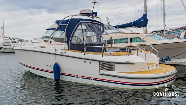 Nimbus 300 R — Cruising