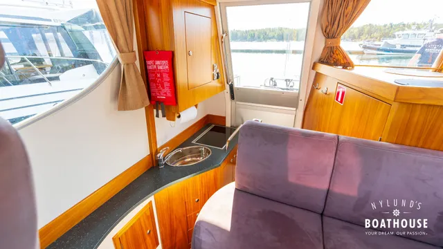 Nord Star 30 Patrol — Sisätilat