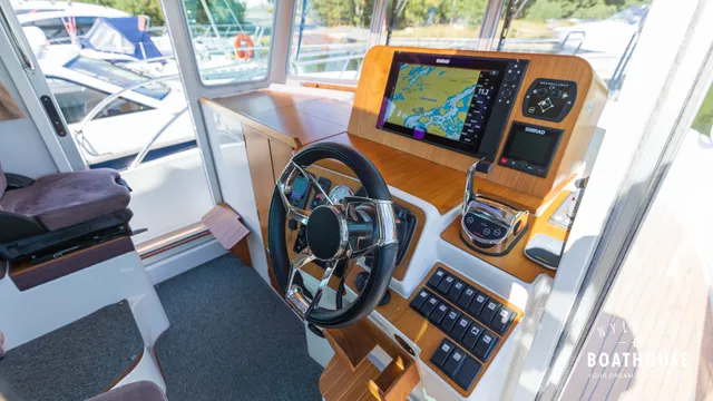 Nord Star 30 Patrol — Sisätilat