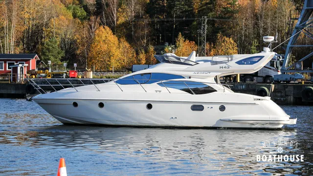 Azimut 43 Fly