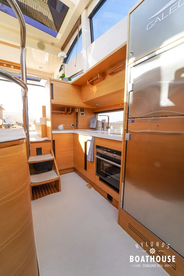 Galeon 430 HTC