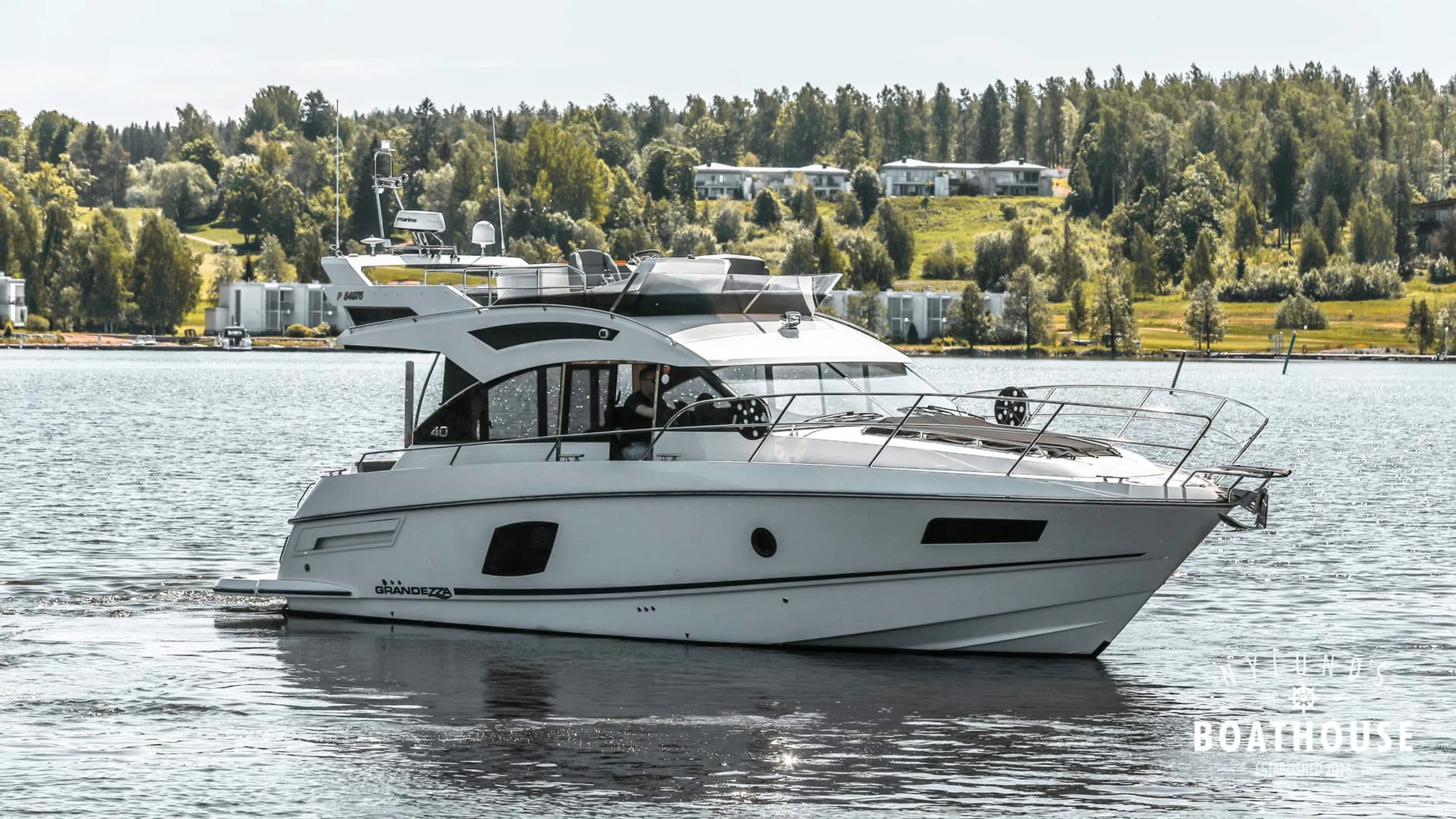 Grandezza 40 Fly - Image 1