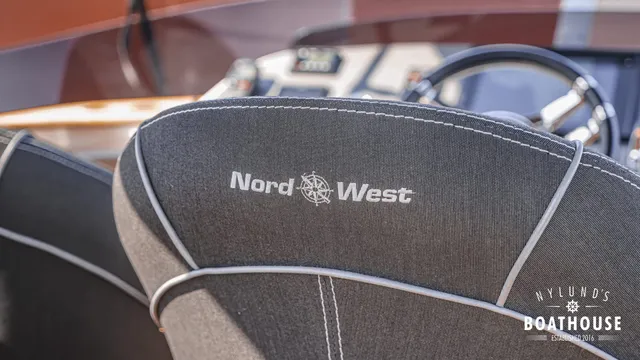 Nord West 430 Flybridge