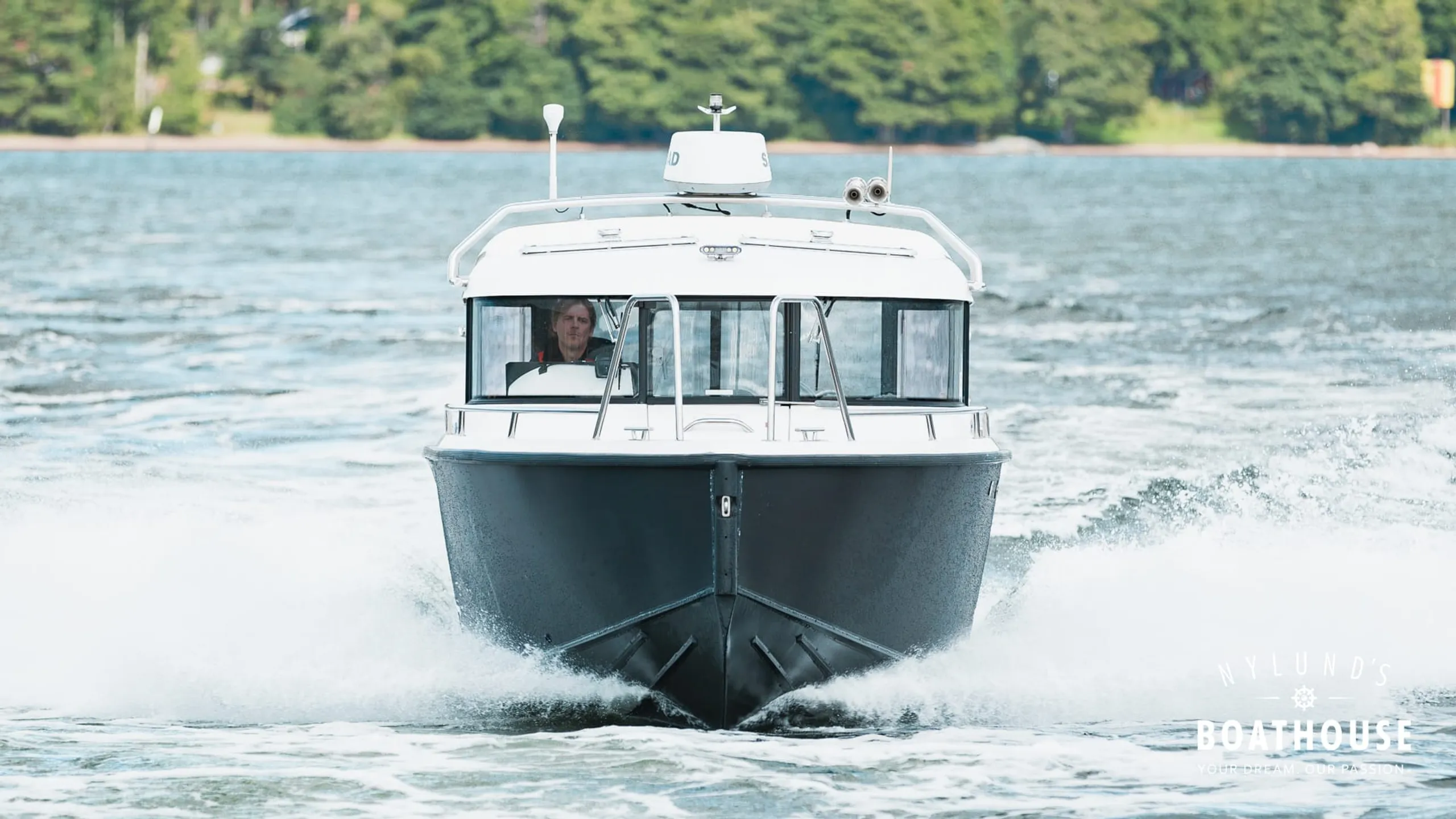 XO 270 RS Cabin OB - Image 52