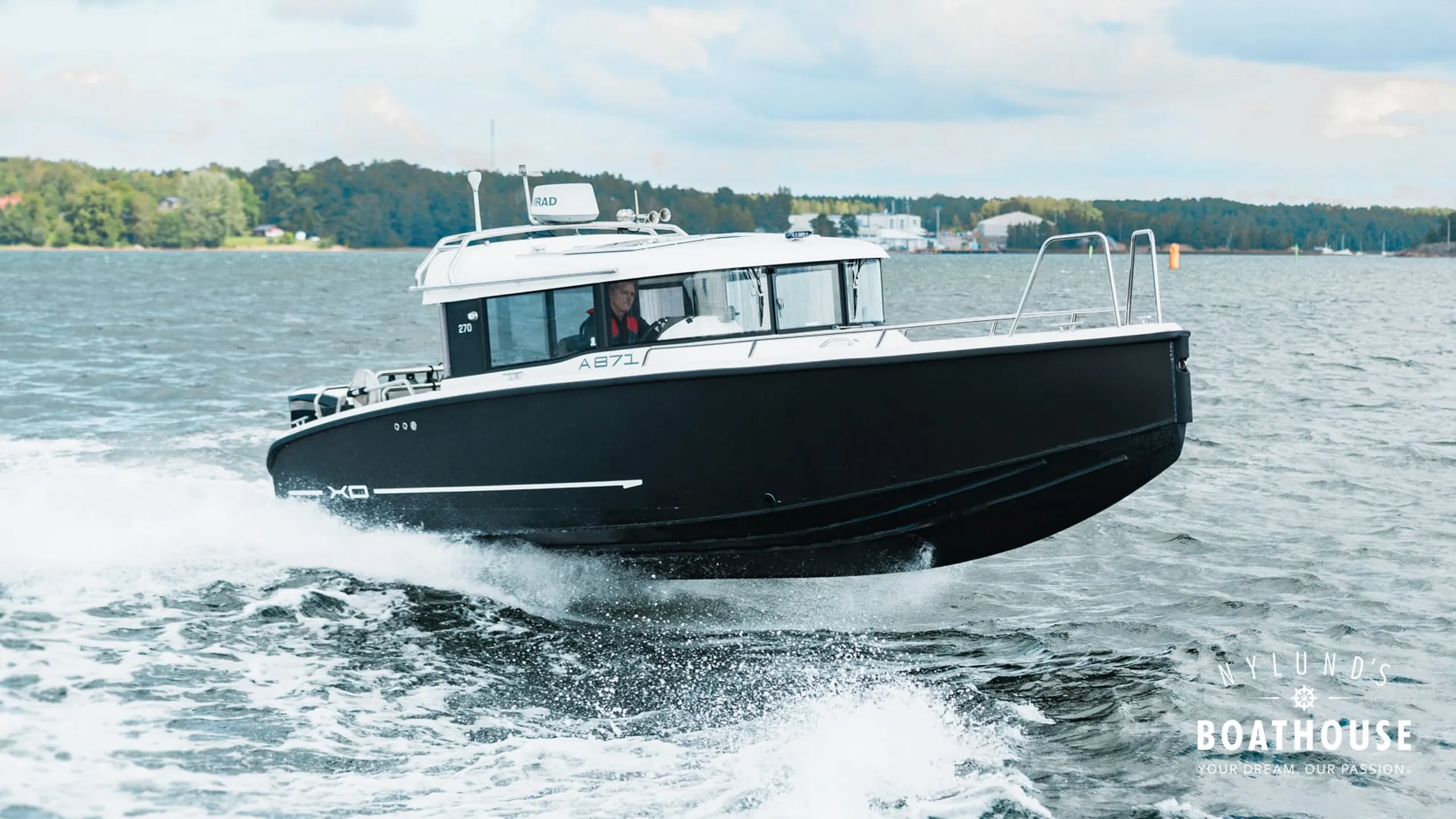XO 270 RS Cabin OB - Image 50