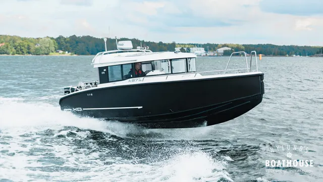 XO 270 RS Cabin OB