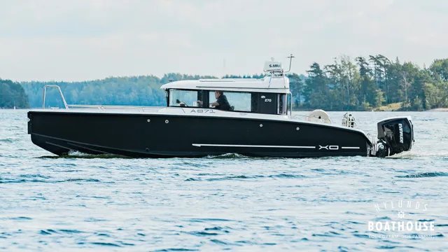XO 270 RS Cabin OB