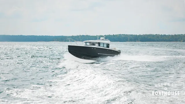 XO 270 RS Cabin OB