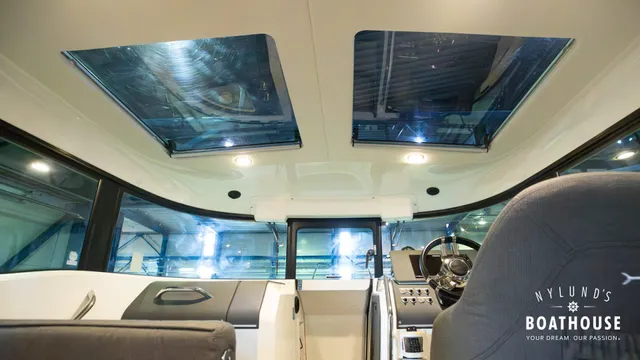 XO 270 RS Cabin OB