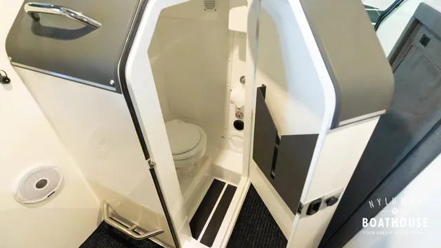 XO 270 RS Cabin OB