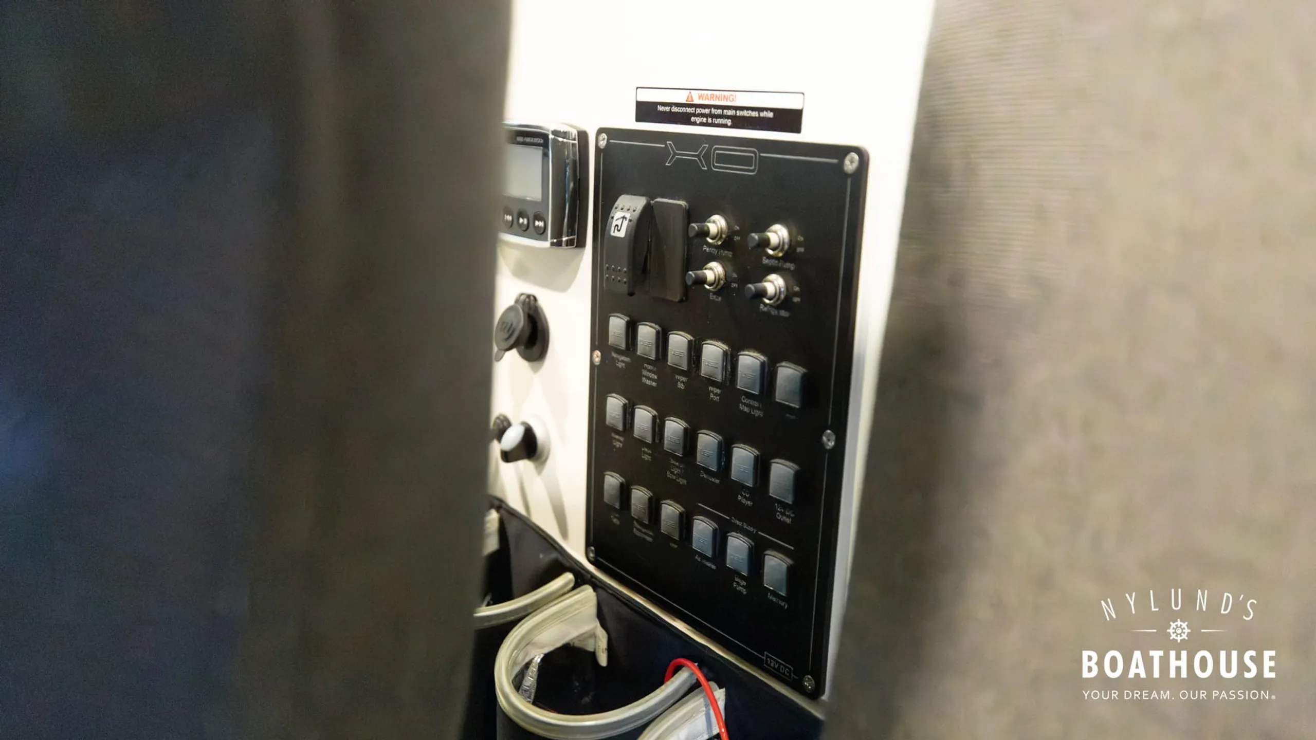 XO 270 RS Cabin OB - Image 17
