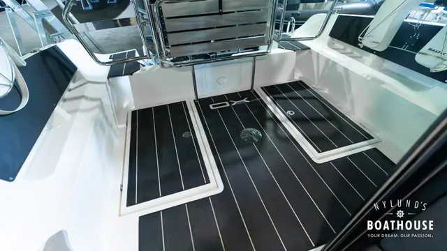 XO 270 RS Cabin OB