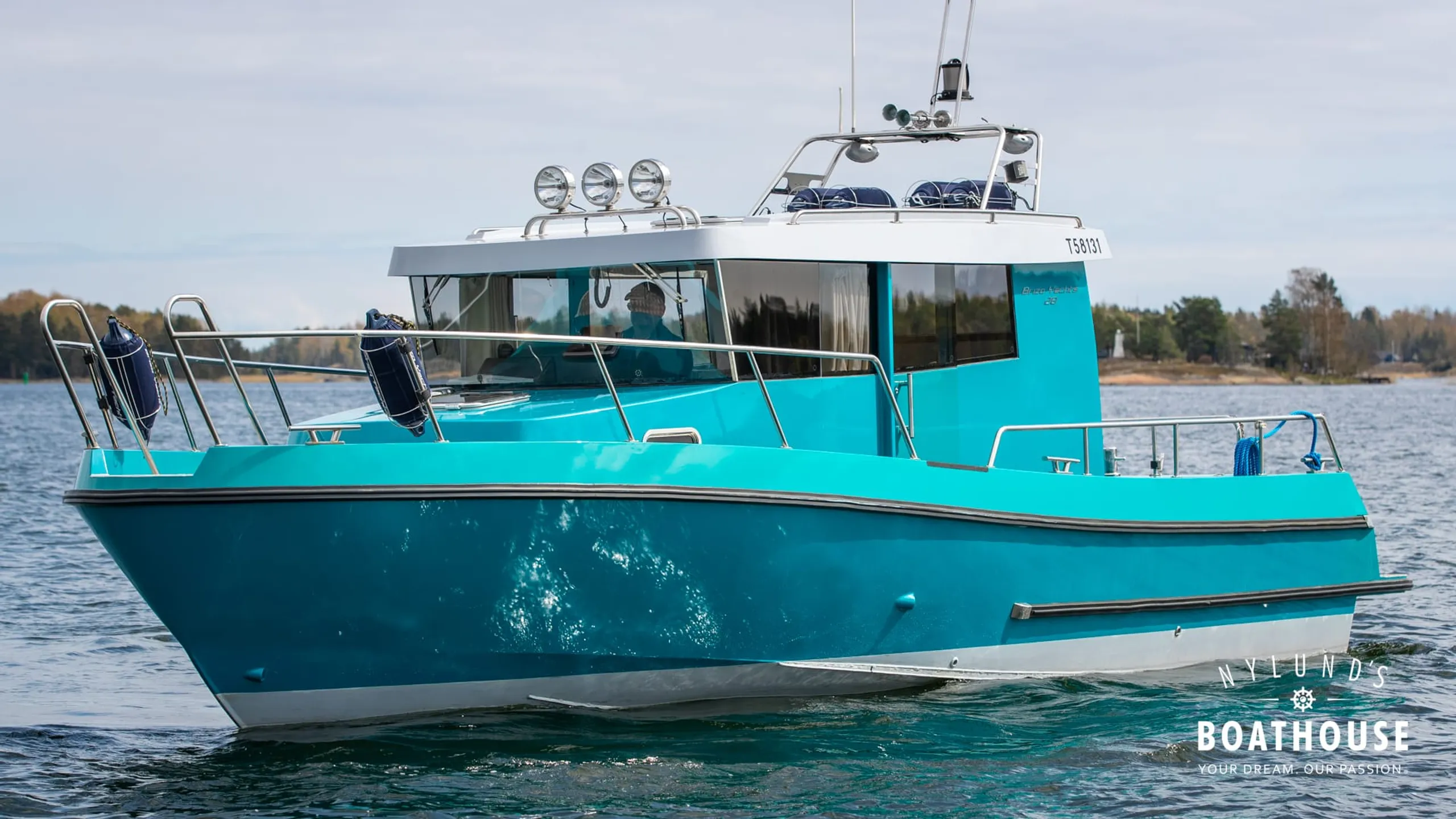 Brizo Yachts 28 - Image 11