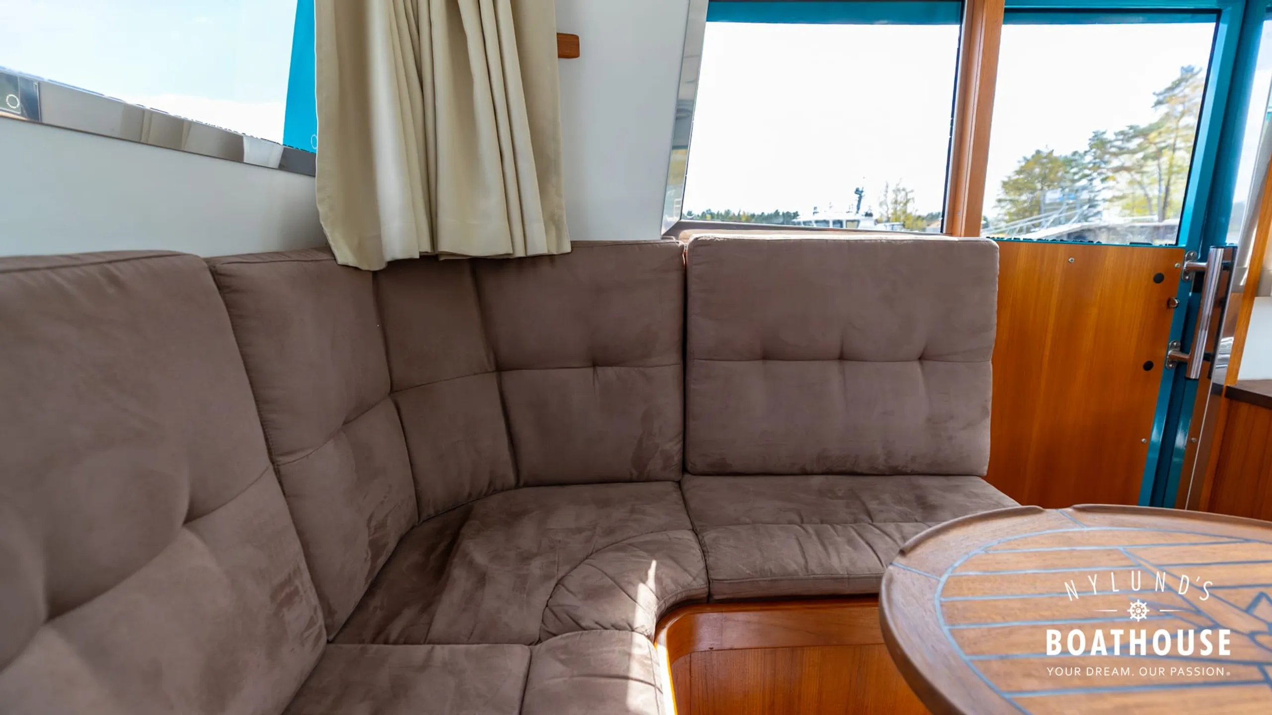 Brizo Yachts 28 - Image 41