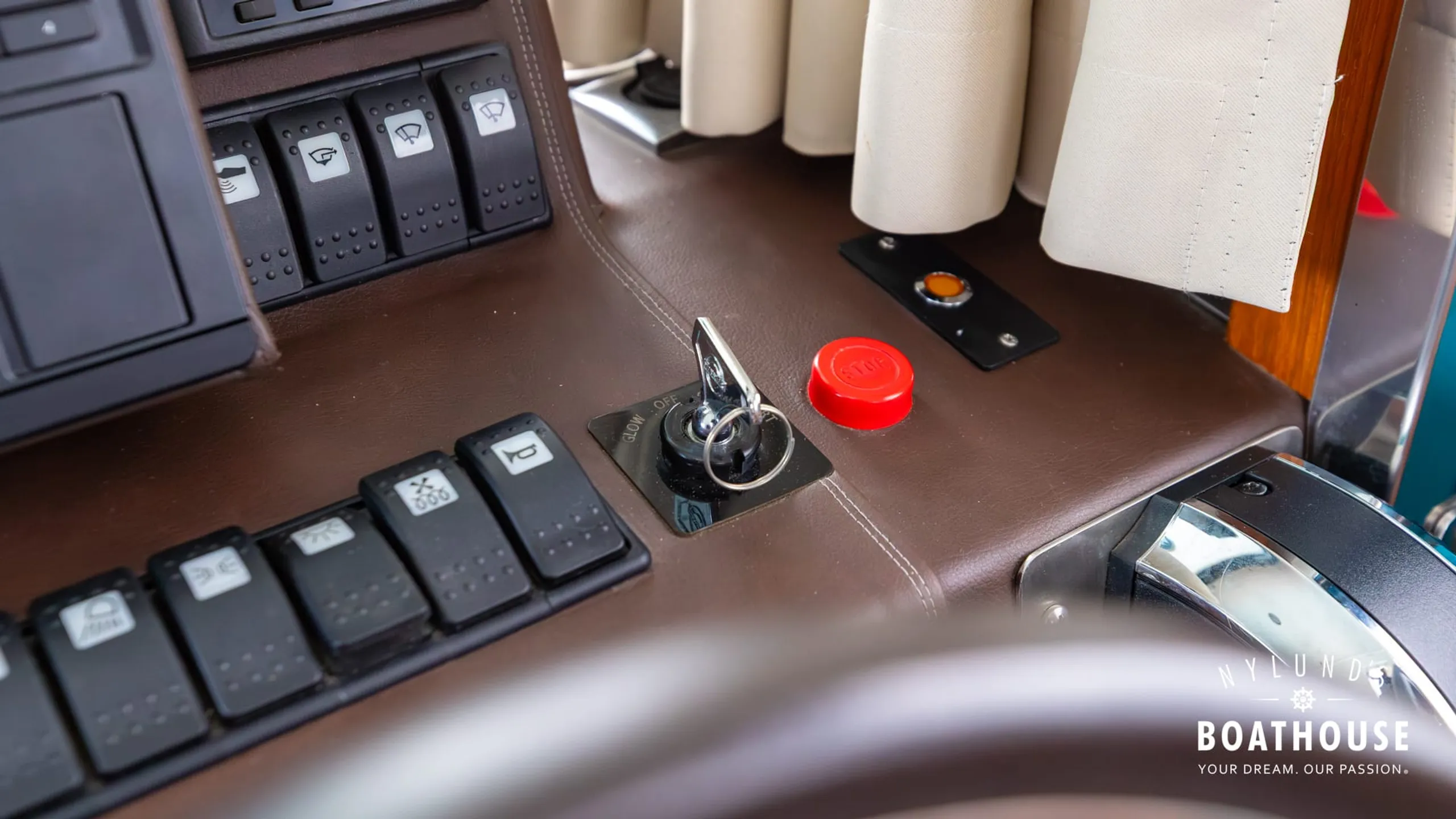 Brizo Yachts 28 - Image 56