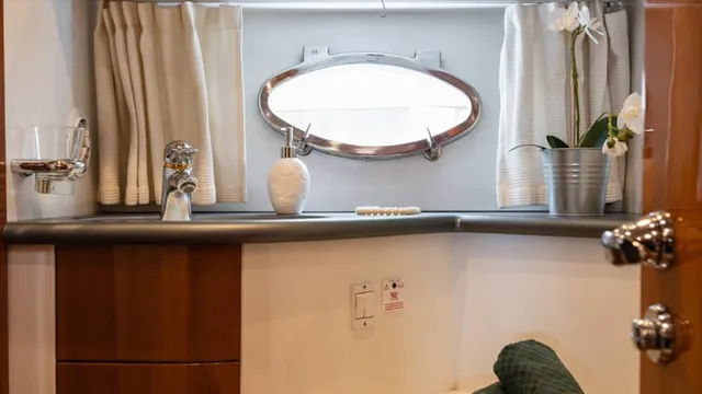 Sunseeker Predator 58