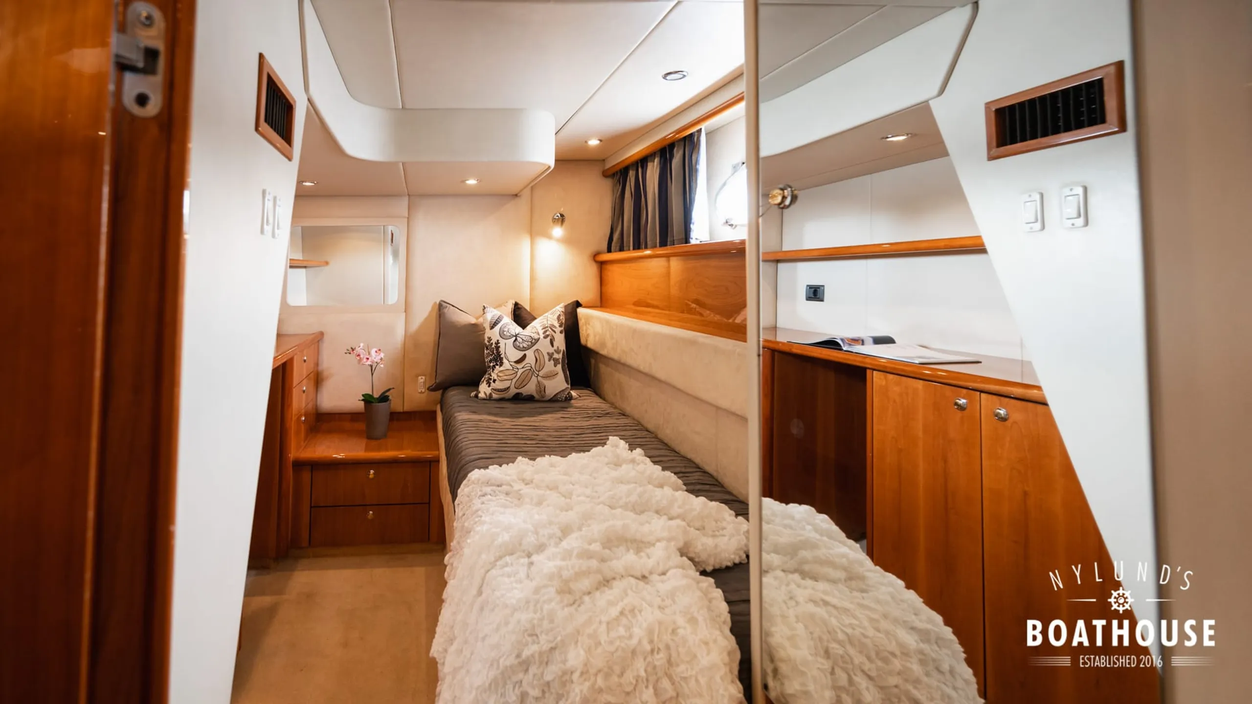 Sunseeker Predator 58 - Image 26