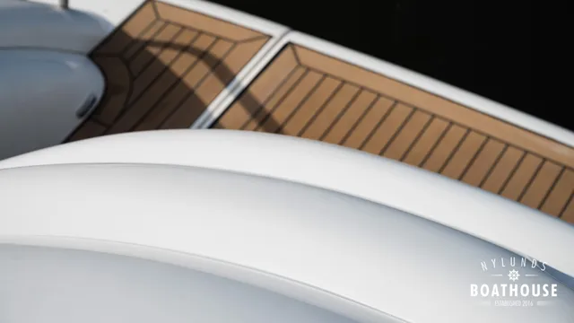 Sunseeker Predator 58