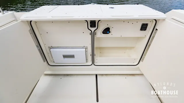 Quicksilver 905 Pilothouse