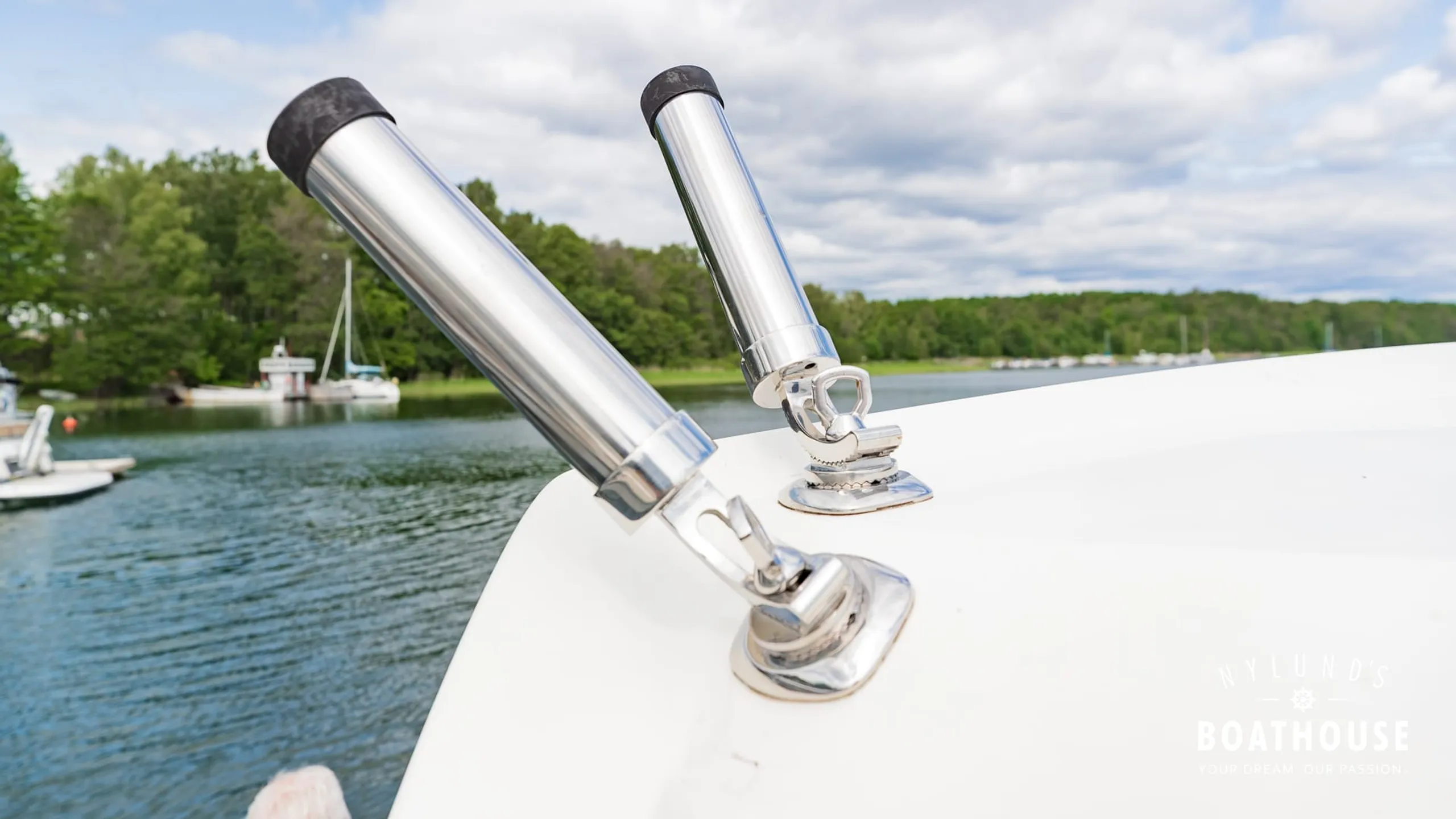Quicksilver 905 Pilothouse - Image 25