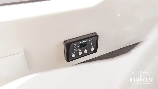 Quicksilver 905 Pilothouse