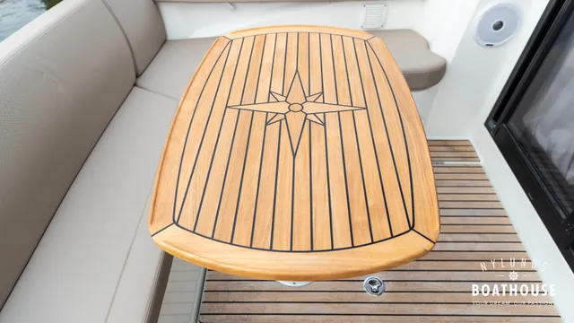 Beneteau Antares 8.80 OB