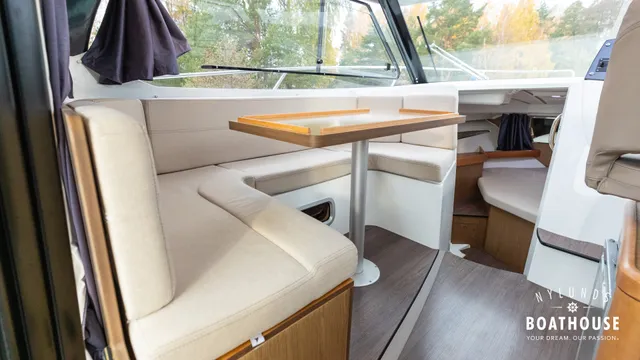 Beneteau Antares 8.80 OB